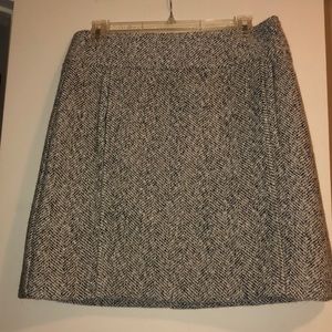 Loft size 8 black and white skirt